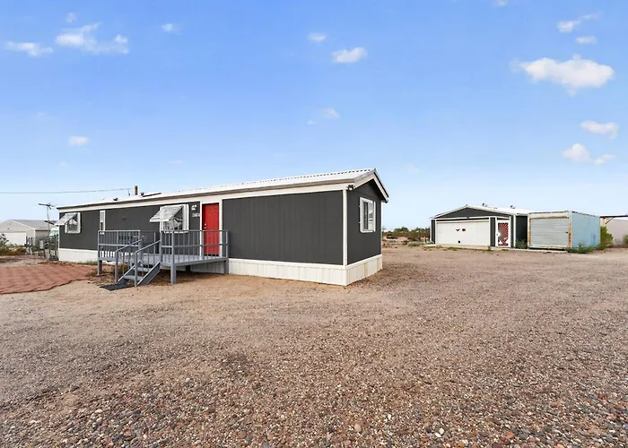 Desert Patio • Explorer Basecamp • Casa Grande